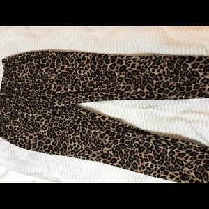 The Skinny Ankle. Leopard print jeans.